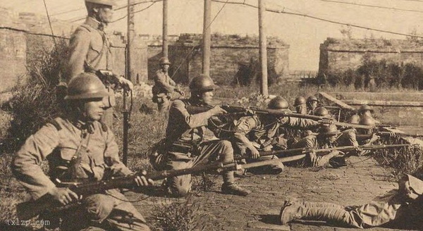 1932年 《满洲事变写真帖》全套影集插图2