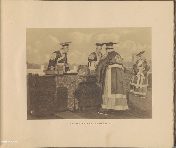 《天坛》1914年 约翰·詹布鲁恩影集下载插图6 《天坛》1914年 约翰·詹布鲁恩影集下载插图6