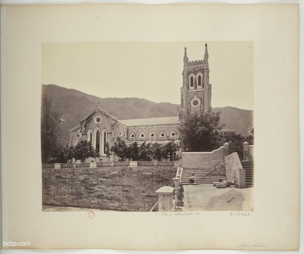 《Photographs of Hong Kong》1868年约翰·汤姆逊 影集下载插图4