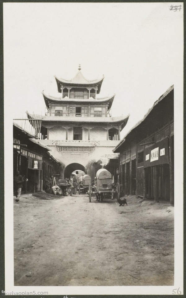 《莫理循的中国档案集》1863-1923年 影集下载插图1 《莫理循的中国档案集》1863-1923年 影集下载插图1