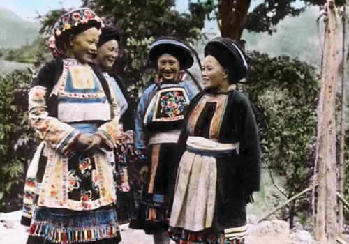 1949年西方人眼中的海外天国 贵州石门坎老照片缩略图