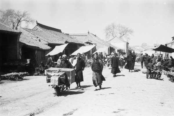 1930年代海映光拍摄的甘肃平凉街景插图1