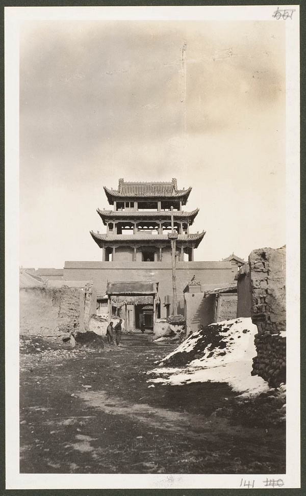 1910年嘉峪关老照片 莫理循西北行拍摄插图