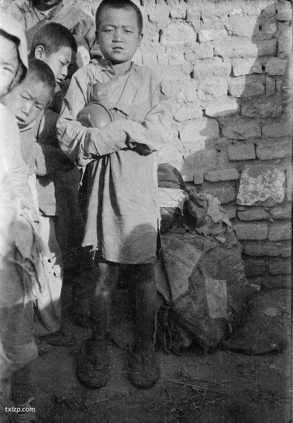 1919年保定老照片 保定城墙|百姓过年祈福烧香插图16