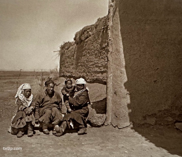 1914年德国考察队吐鲁番行拍摄的老照片(下)插图5 1914年德国考察队吐鲁番行拍摄的老照片(下)插图5