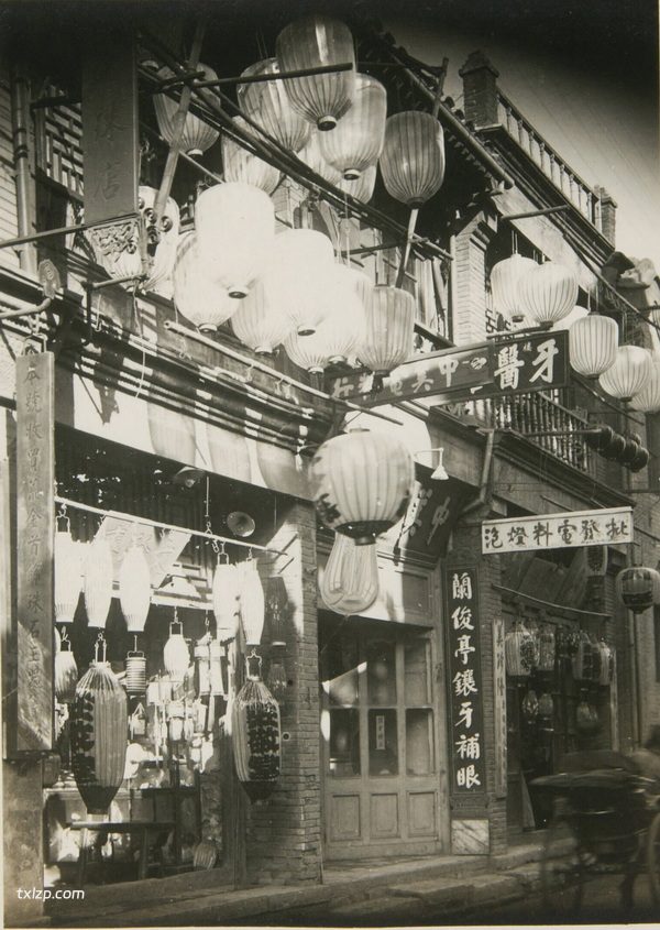 1933年北京老照片 城墙、街市、雍和宮、万寿山等处风貌插图6