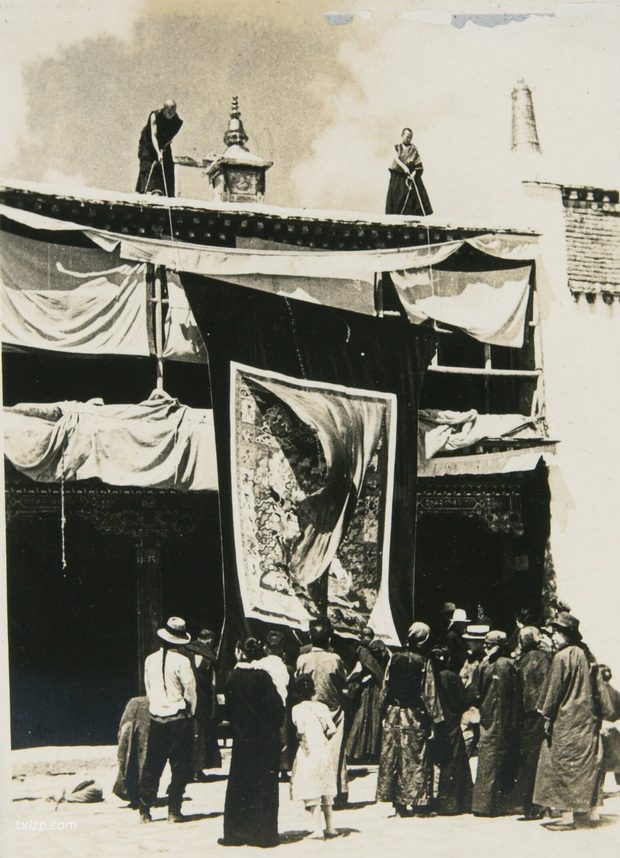 1936年乌兰浩特老照片 一场葛根庙会及跳查玛历史影像插图18